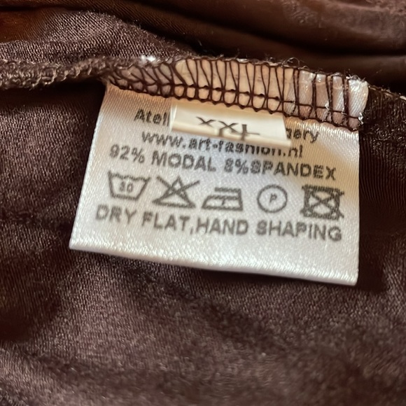 NWT Elegant Brown Women's Top.  Size XXL - Picture 6 of 6